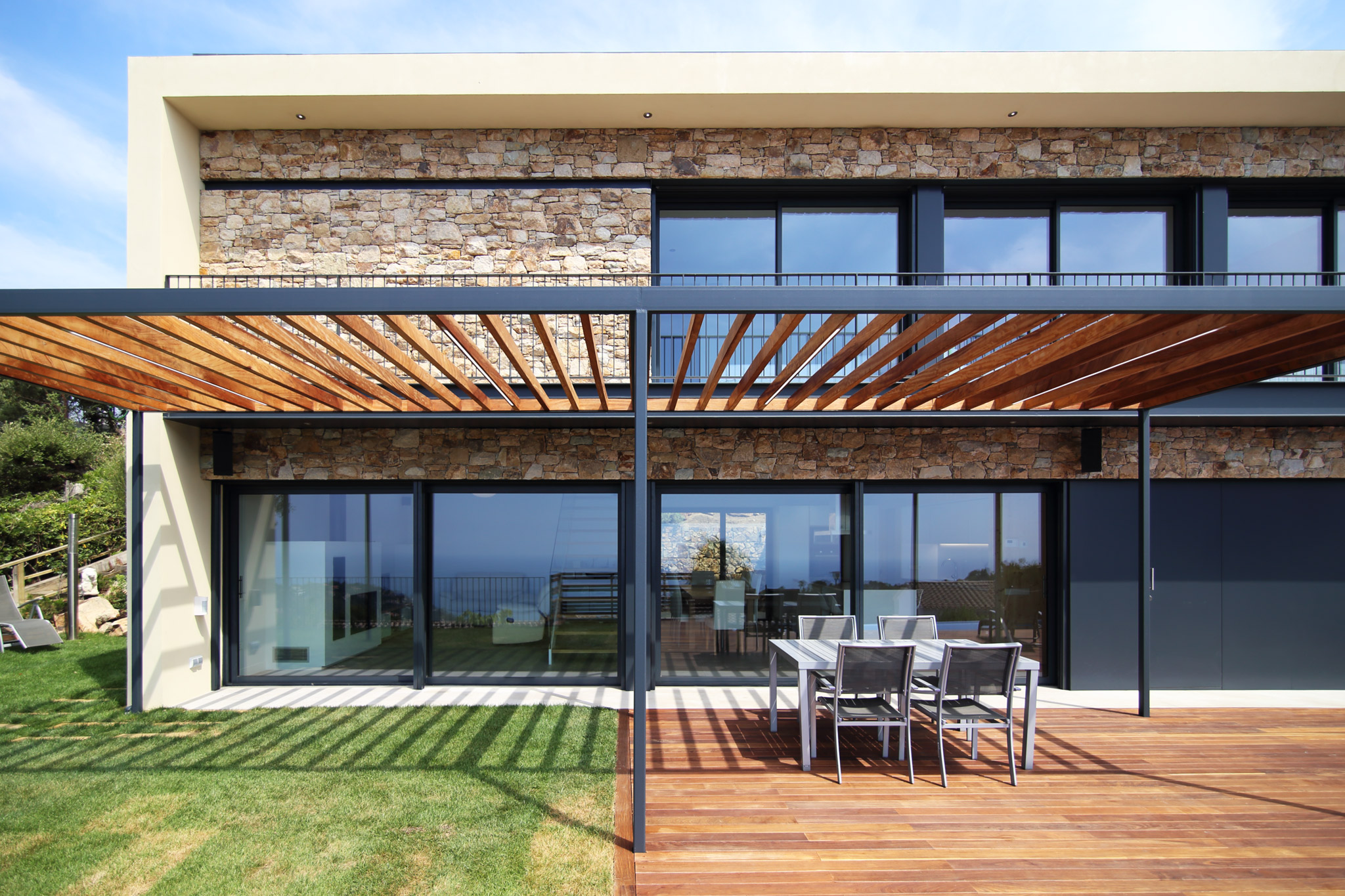 Casa a Tossa | Eficiència energètica A | ESPAIROUX Arquitectura