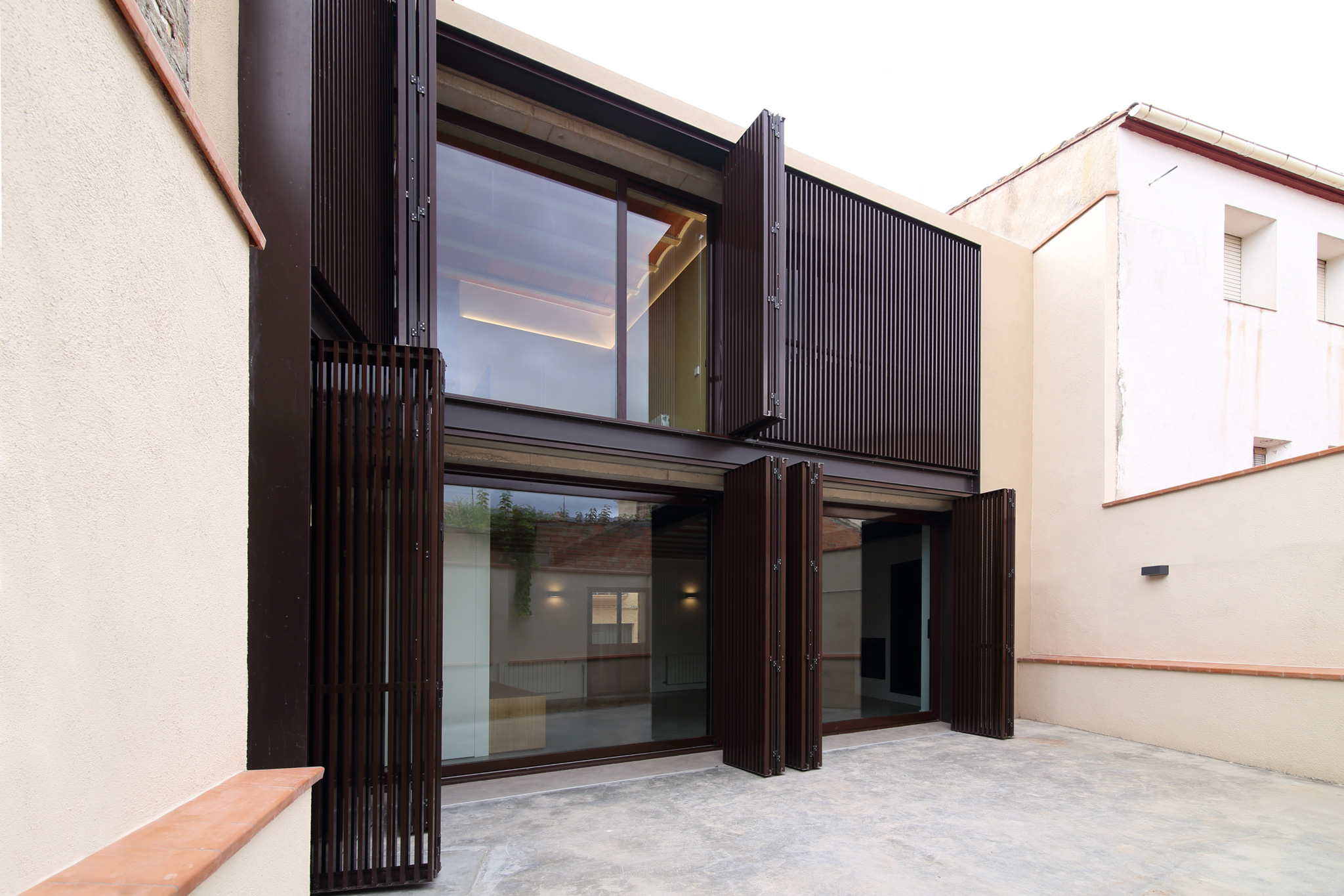 Casa al Priorat | Unificació edificacions | ESPAIROUX Arquitectura